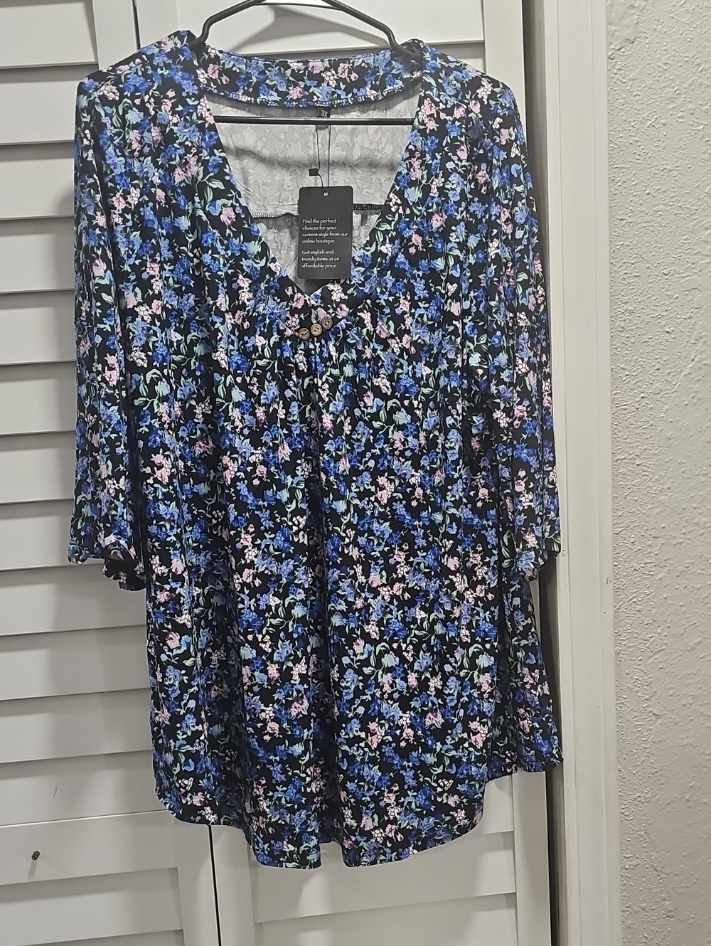 Folunsi Women's Floral V-Neck Peasant Top - Black with Blue & Pink Floral